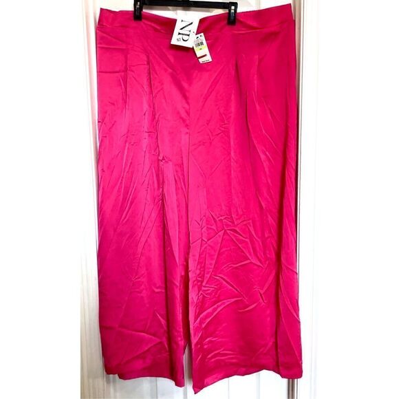 NINA PARKER - L Sz 4X NWT Plus Size Pleated Satin Palazzo Pants in Pink Yarrow. - Picture 3 of 16